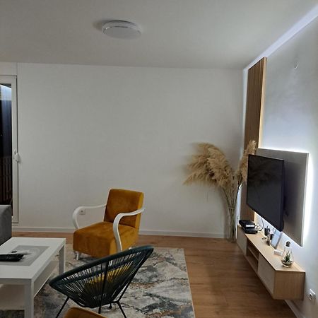 Apartman Neyla Мостар Экстерьер фото
